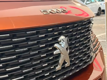 Peugeot 5008 7-SITZE. KAMERA. LED. KEYLESS Vorschaubild 7