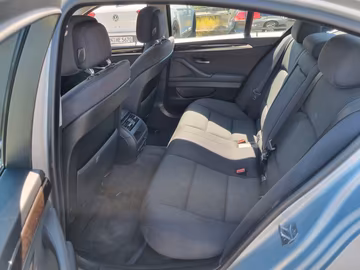 BMW 530i Lim. Aut. Navi BI-Xenon Head-Up Sithz. Temp Vorschaubild 10