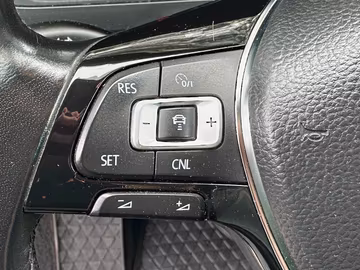 Volkswagen T6 Multivan Comfortline AHK. SHZ. NAVI. Kamera Vorschaubild 18