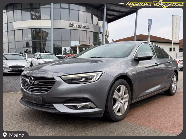 Opel Insignia Innovation 1. Hand. NAVI. LED. Leder Baujahr 2020 (135.300 km, Diesel, 136 PS) - Gebrauchtwagen bei Autohaus Dörrschuck Mainz