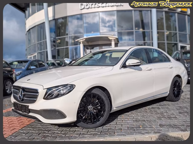 Mercedes-Benz E220d 9G Avantgarde LED PDC NAVI Kamera - Foto 1 von 27 - Autohaus Dörrschuck Mainz