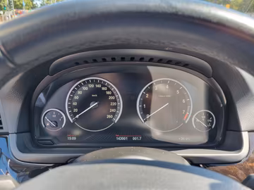 BMW 530i Lim. Aut. Navi BI-Xenon Head-Up Sithz. Temp Vorschaubild 16