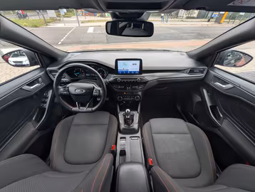 Ford Focus ST-Line *NAVI*LED*KEYLESS*WINTER* Vorschaubild 16