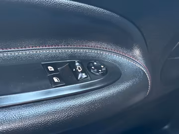 DS Automobiles DS3 DS 3 Performance Line CarPlay. Navi. PDC. BT Vorschaubild 17