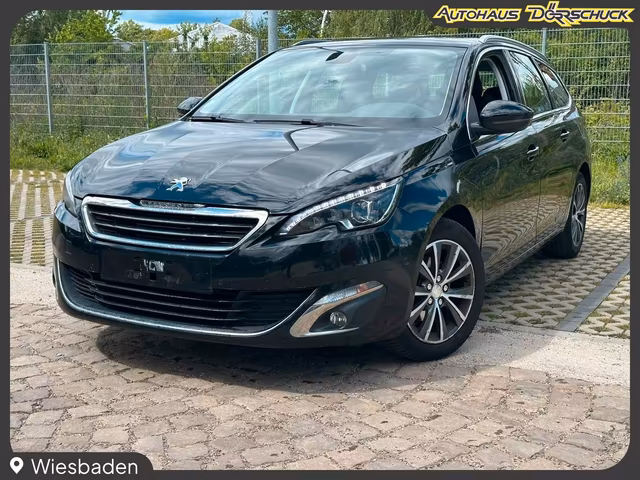 Peugeot 308 Allure NAVI. Kamera. LED. Tempomat Baujahr 2015 (142.100 km, Benzin, 131 PS) - Gebrauchtwagen bei Autohaus Dörrschuck Mainz