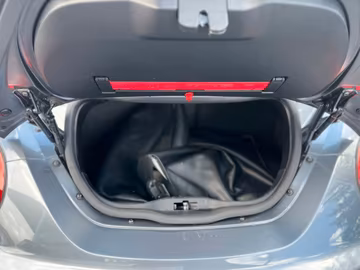 Volkswagen New Beetle 2.0 CUP Edition Sitzh. Klima. Radio Vorschaubild 9