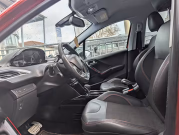 Peugeot 2008 GT Line NAVI. Automatik. LED. PDC Vorschaubild 6