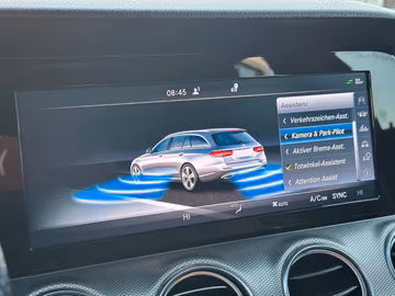 Mercedes-Benz E200 Avantgarde T LED Navi Kamera Spurwechselass Vorschaubild 30