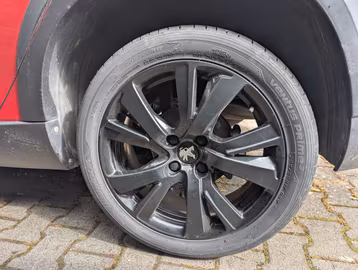 Peugeot 2008 GT Line NAVI. Automatik. LED. PDC Vorschaubild 7