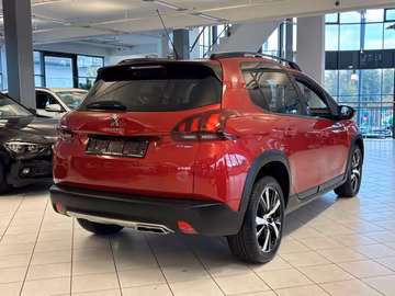 Peugeot 2008 GT Line*AUTOMATIK*NAVI*PANO*PDC*KAMERA Vorschaubild 5