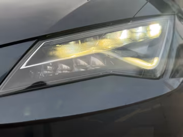 Seat Leon Style TSI NAVI. LED. CLIMATRONIC. PDC Vorschaubild 9