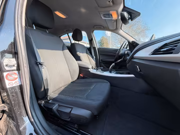 BMW 118i Advantage NAVI. SHZ. PDC. AUTOMATIK Vorschaubild 11