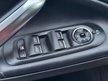 Ford Mondeo Turnier Business*LEDER*SITZKLIMA*AHK*XENO Vorschaubild 16