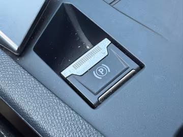 Peugeot 308 SW Active Pack NAVI. AUT. LED. APP-PLAY Vorschaubild 15