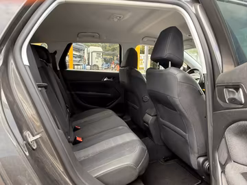 Peugeot 308 SW Allure EAT8. NAVI. Kamera. PDC Vorschaubild 9