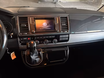 Volkswagen T6 Multivan Comfortline AHK. SHZ. NAVI. Kamera Vorschaubild 9