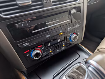 Audi Q5 Sport Edition PANO. NAVI. AHK. 4x4. S-LINE Vorschaubild 16