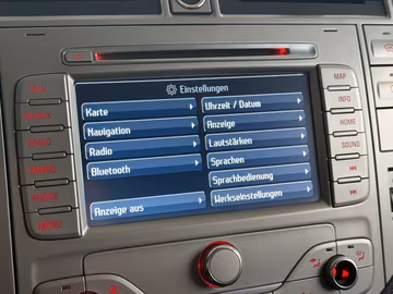 Ford Kuga 2.0 TDCi Individual 4x4. PANO. AHK. NAVI Vorschaubild 27
