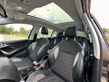 Peugeot 2008 Active PANO.NAVI.SHZ.BT Vorschaubild 20