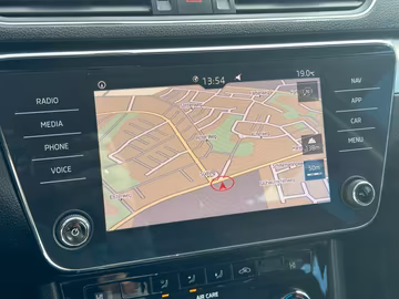 Skoda Superb Ambition *DSG*AHK schwenkbar*NAVI*XENON Vorschaubild 14