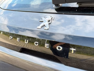 Peugeot 208 Active NAVI. LED. PDF Vorschaubild 6
