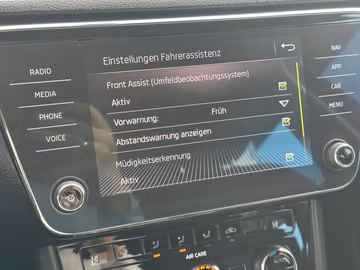 Skoda Superb Ambition *DSG*AHK schwenkbar*NAVI*XENON Vorschaubild 16