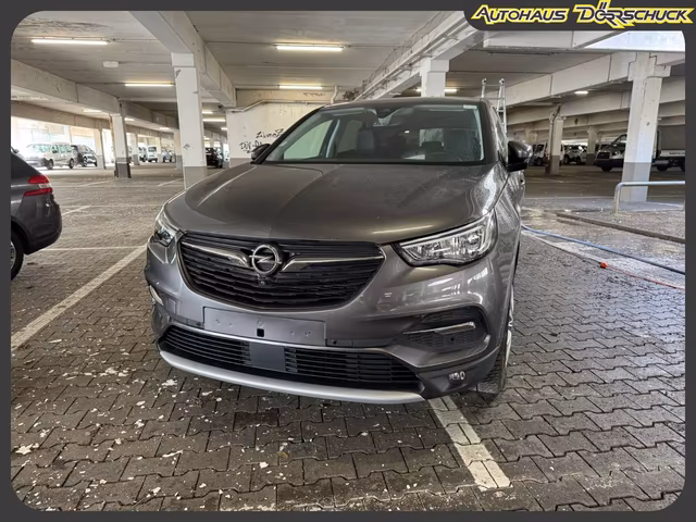 Opel Grandland X 1.2T AT. NAVI. 360°Kamera. LED Baujahr 2019 (80.000 km, Benzin, 131 PS) - Gebrauchtwagen bei Autohaus Dörrschuck Mainz