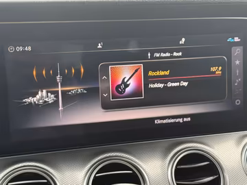 Mercedes-Benz E 200 d T-Modell Avantgarde*HUD*AHK*WIDESCREEN Vorschaubild 29