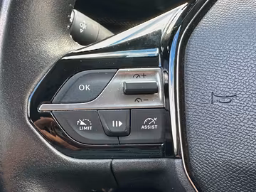Peugeot 308 Active Pack AUTOMATIK. NAVI. LED. KLIMA Vorschaubild 17