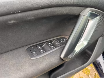 Peugeot 308 Allure NAVI. AHK. LED. AUTOMATIK Vorschaubild 9