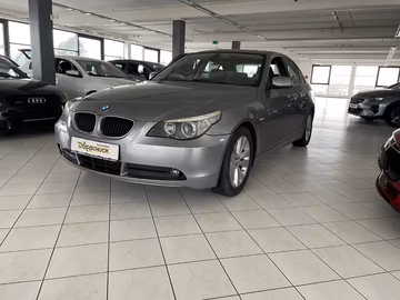 BMW 523i Lim. Xenon. Klimaaut. Temp. Sitzh. Vorschaubild 1