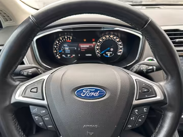 Ford Mondeo Turnier Titanium PDC Navi Sitzheizung Vorschaubild 9