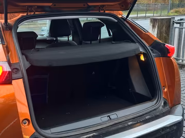 Peugeot 2008 Active Business EAT8. NAVI. AHK. Kamera Vorschaubild 7