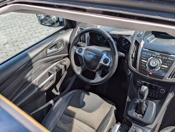 Ford Kuga Individual Automatik BiXenon Panorama Leder Vorschaubild 15