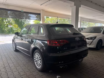 Audi A3 Sportback 2.0 TDI Ambiente AHK. NAVI. DSG Vorschaubild 5